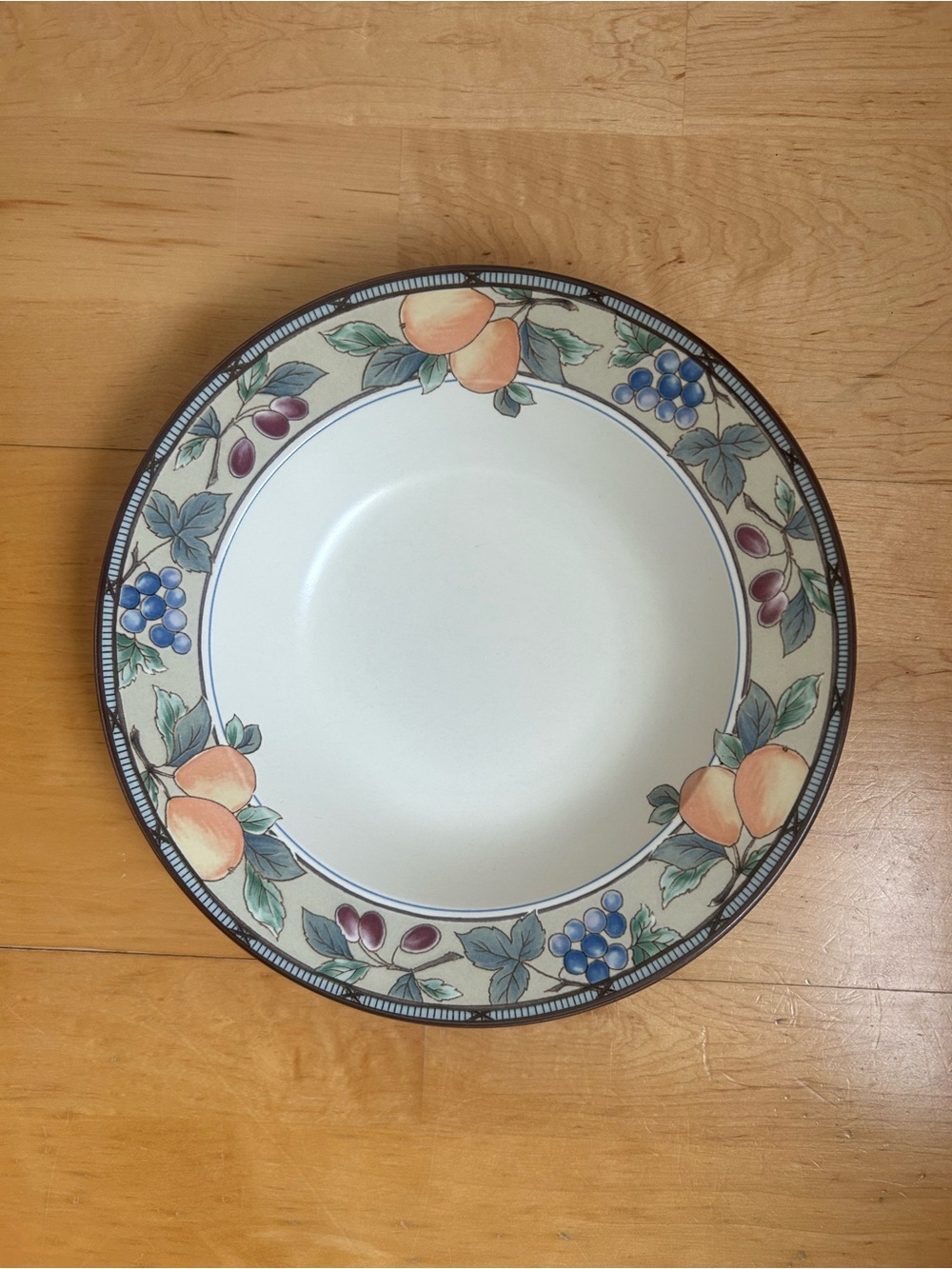 Rare Find Mikasa Intaglio Garden Harvest Dinner Plates – Set of 6